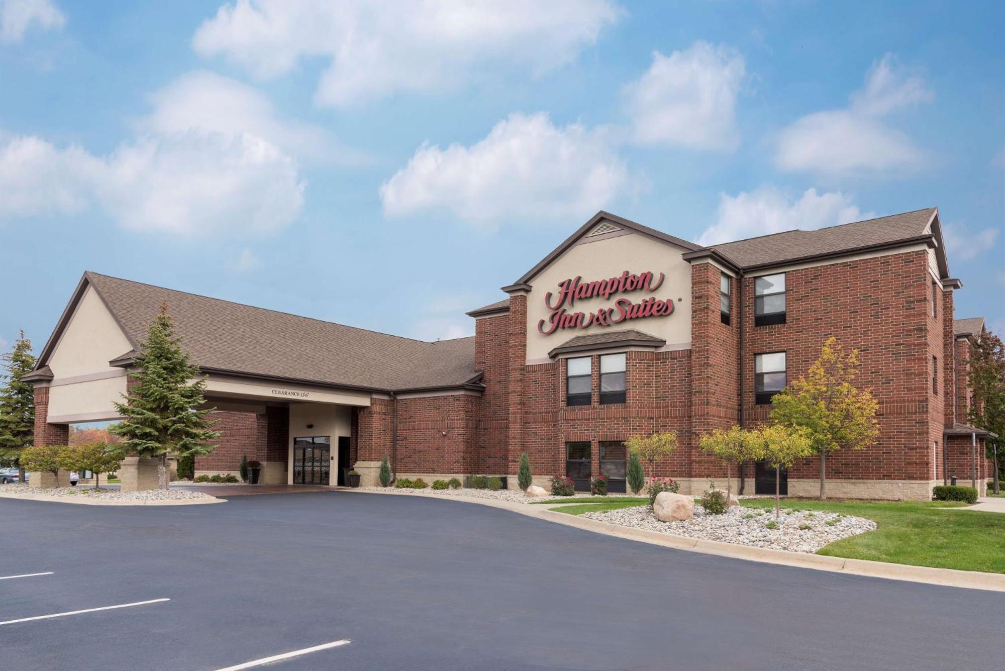 Hampton Inn & Suites East Lansing Okemos Exterior photo