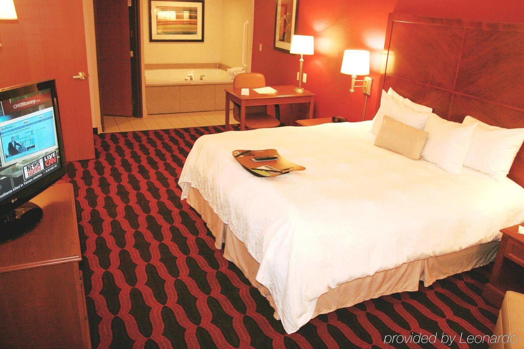 Hampton Inn & Suites East Lansing Okemos Room photo